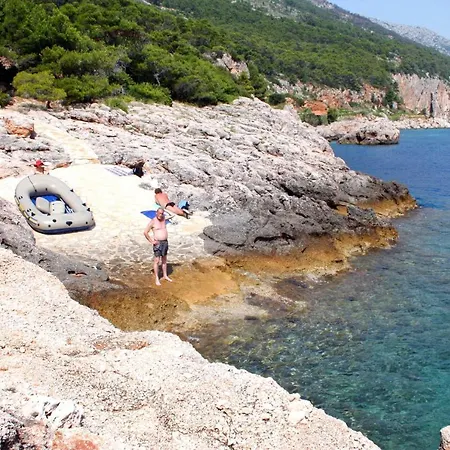 Apartment Sveta Nedilja 11433a Jelsa (Hvar)